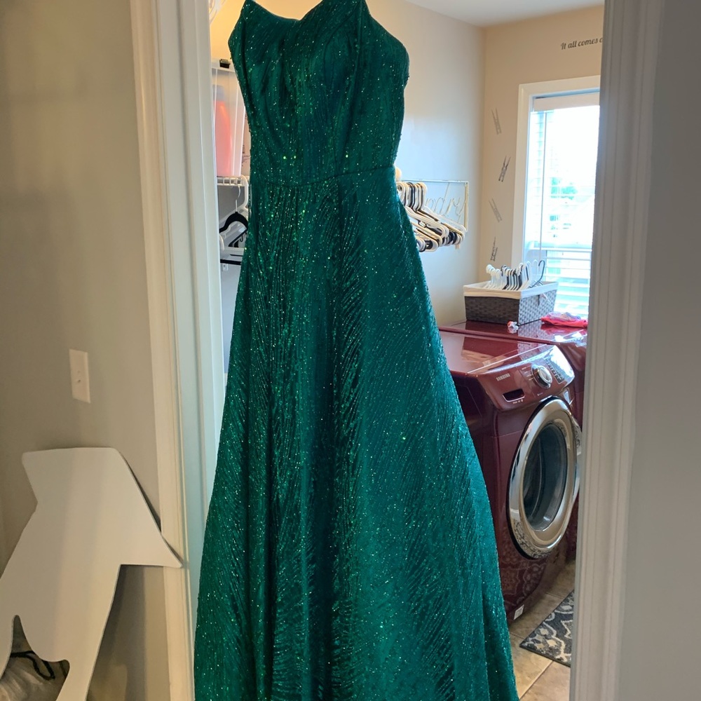 Emerald Prom Dress with Pockets